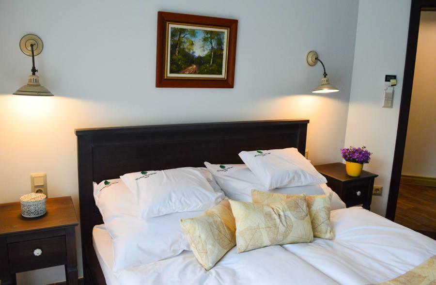 Somhegyi Oereg Harsfak Major Vendeghaz Bed & Breakfast Bakonybél Eksteriør bilde