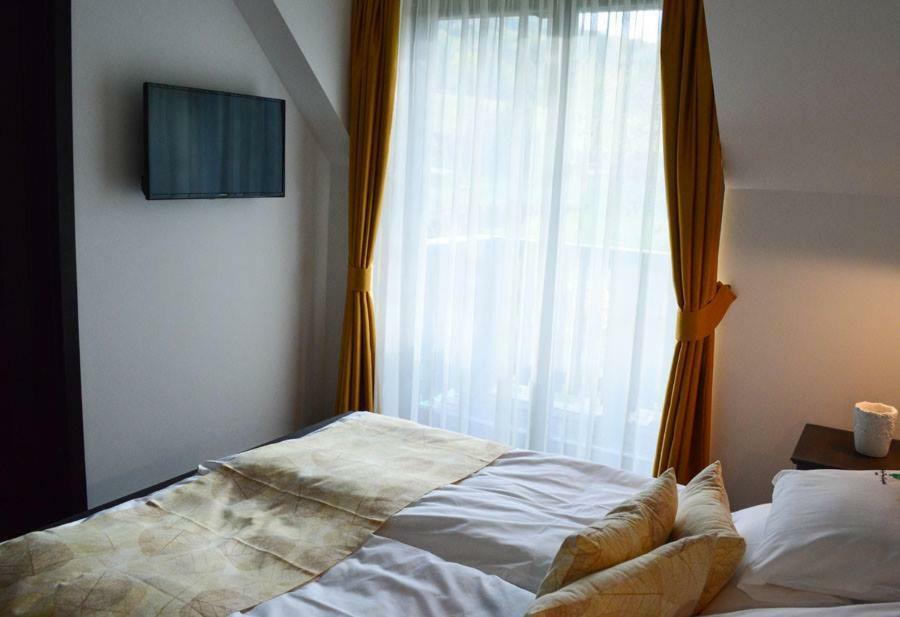Somhegyi Oereg Harsfak Major Vendeghaz Bed & Breakfast Bakonybél Eksteriør bilde