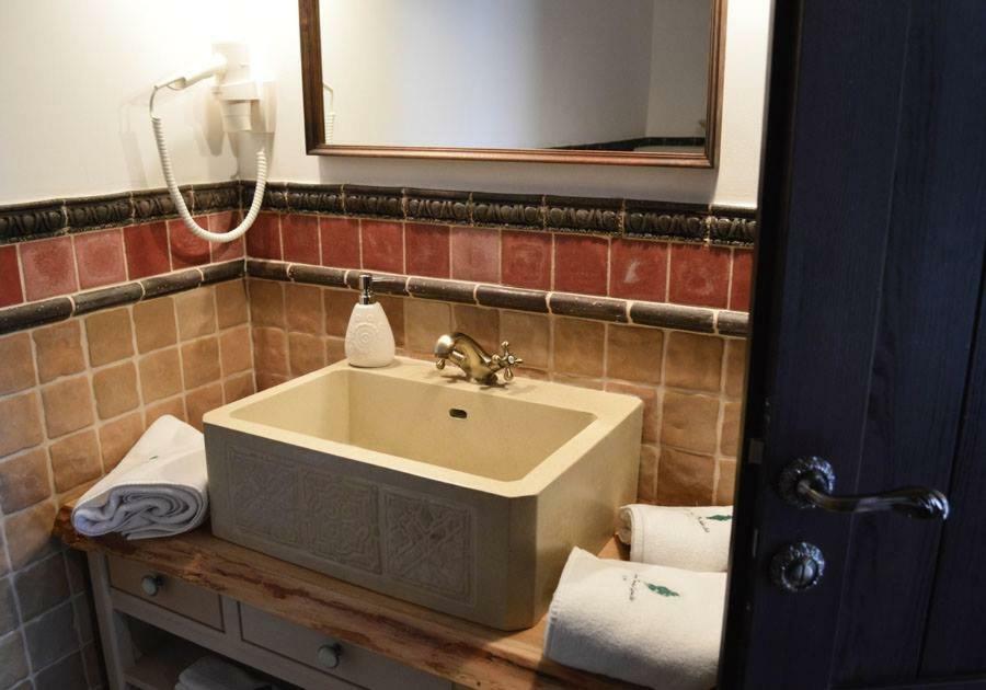 Somhegyi Oereg Harsfak Major Vendeghaz Bed & Breakfast Bakonybél Eksteriør bilde